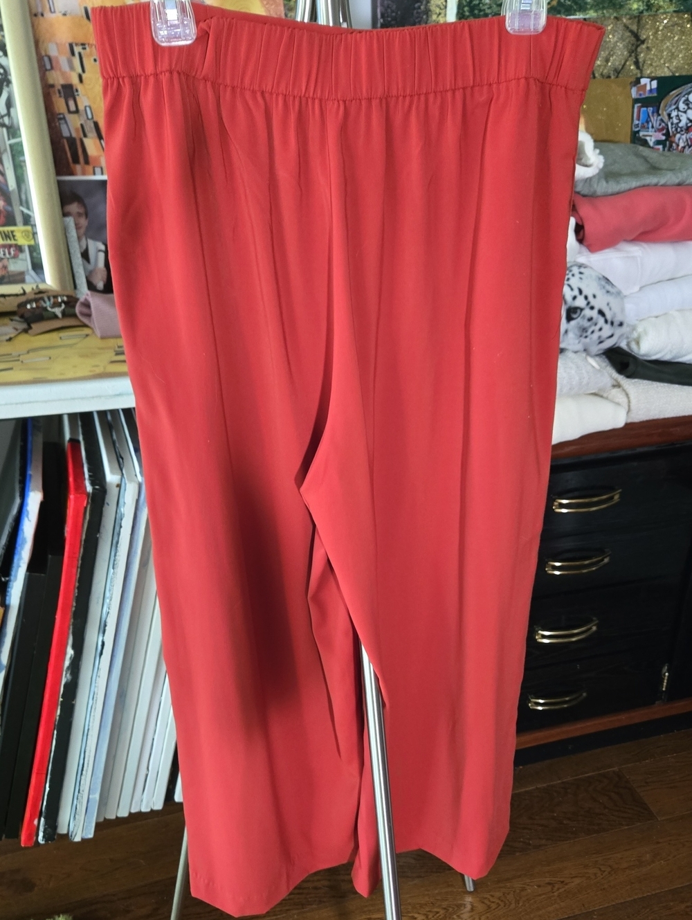 Zara Wide-Leg Pull-On Pants in Coral Red